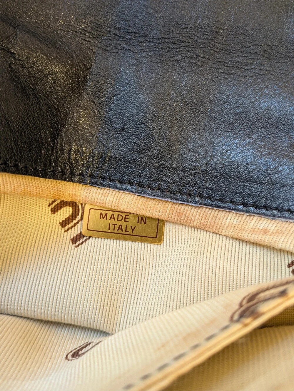 Vintage Leather Shoulder Bag Old Money Minimalist Quiet Luxury